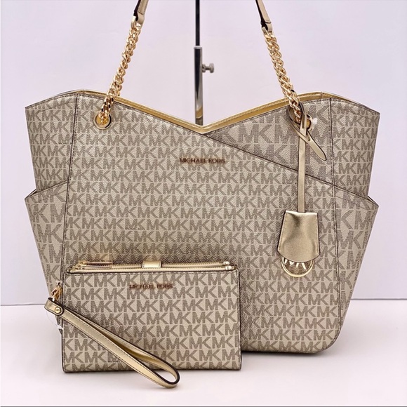 Michael Kors Large Chain Shoulder Bag and Wallet Set - Picture 3 of 11